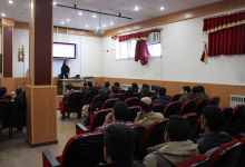 دفاع اولین دانش آموخته زبان انگلیسی دانشگاه صنعتی شاهرود از پایان نامه خود